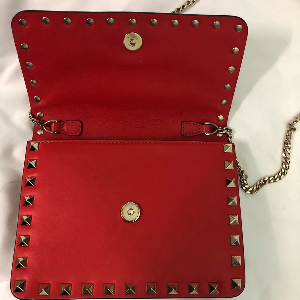 SOLD Valentino Garavani Rockstud chain pouch Red - Picture 7 of 8